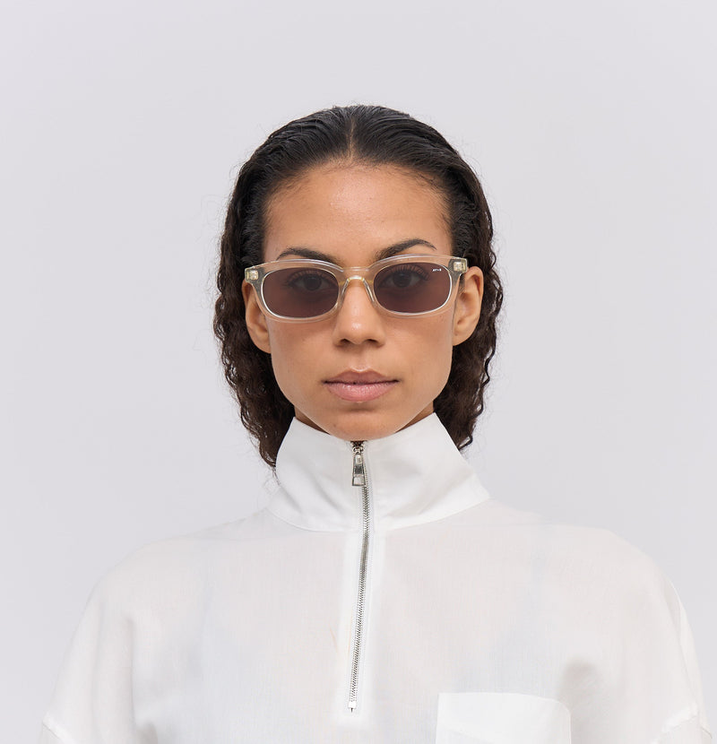 Vulture - Transparent yellow light - James Ay - Model